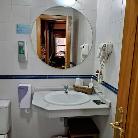 San Roque Hotell 3*