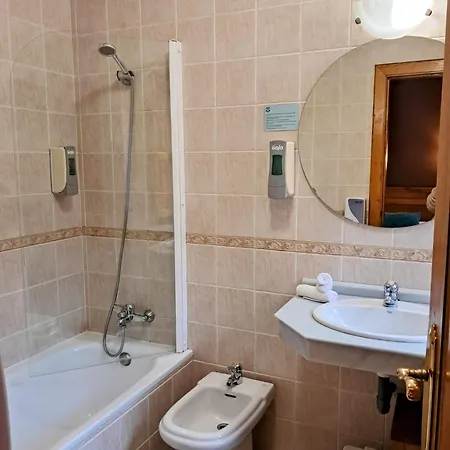 Hotell San Roque Reinosa