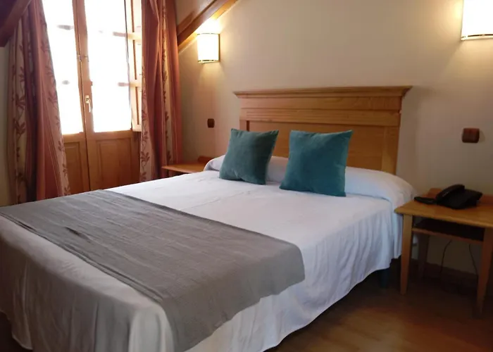 San Roque 3* ריינוסה