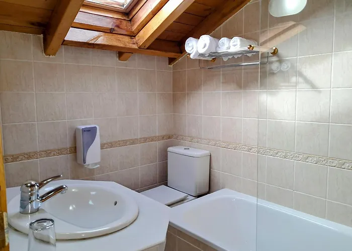 San Roque 3* ריינוסה